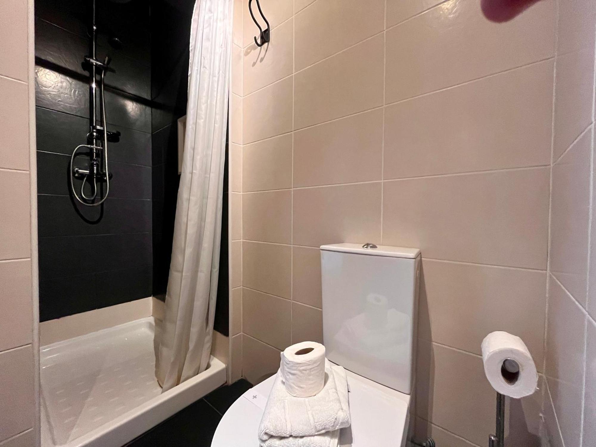 Apartment Old Village, 2 Bedrooms, 5 Ppl, Beach, Golf, Padel