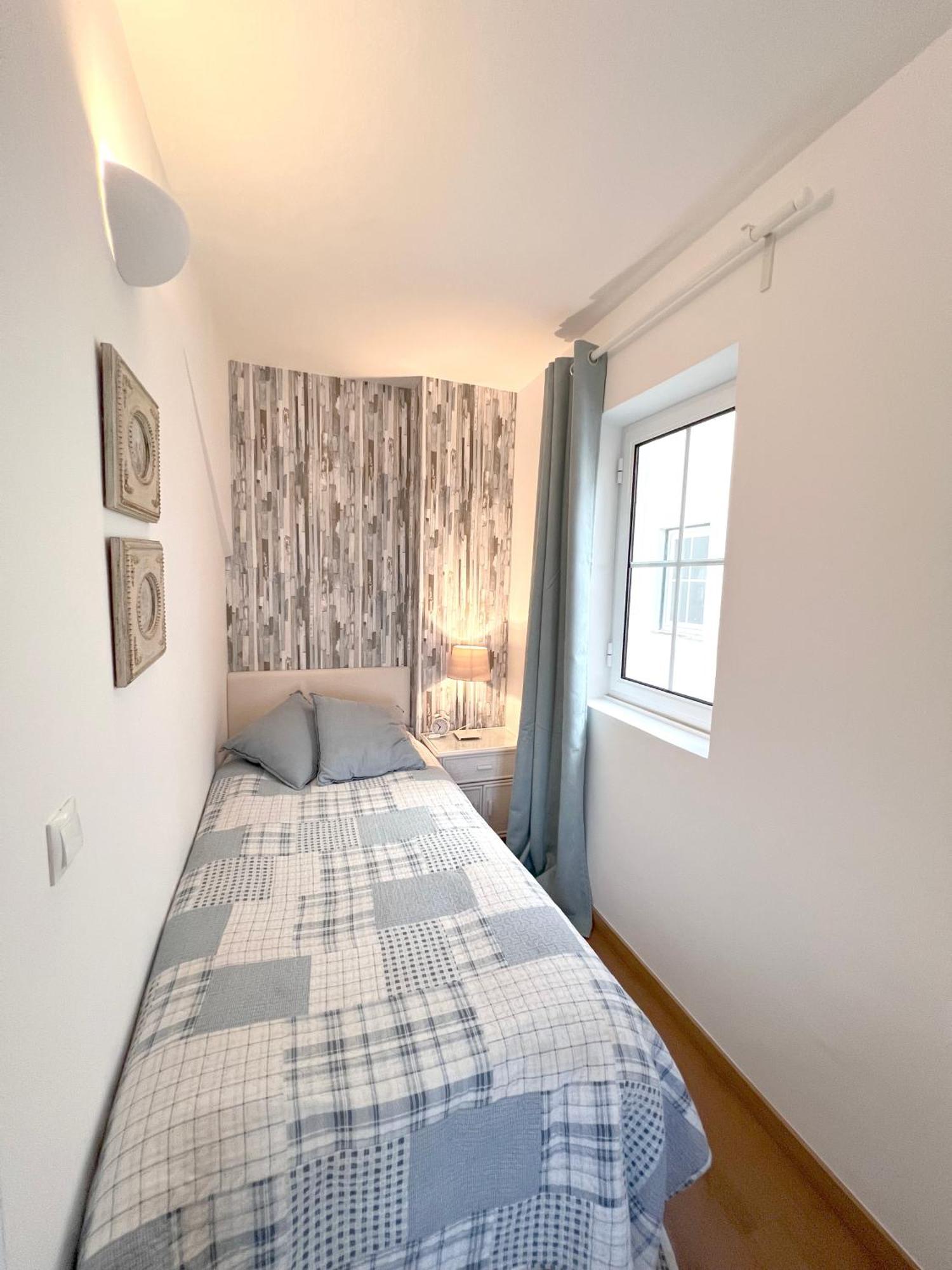 Old Village, 2 Bedrooms, 5 Ppl, Beach, Golf, Padel Apartment